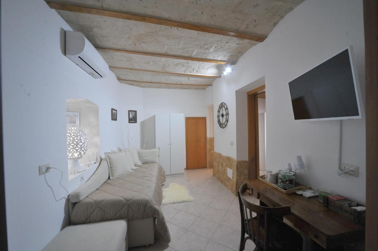 Couette-café Nicole House *