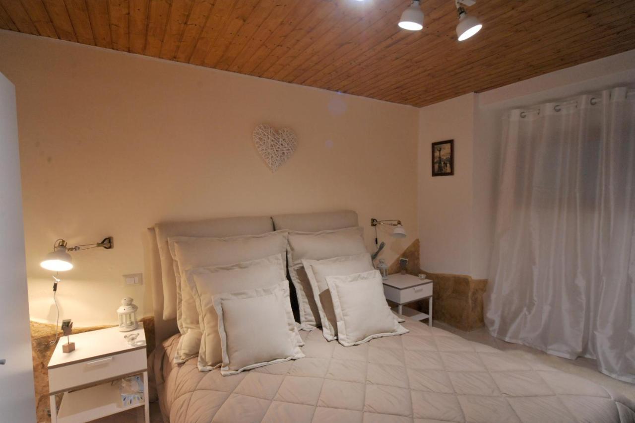 Nicole House Couette-café Bari